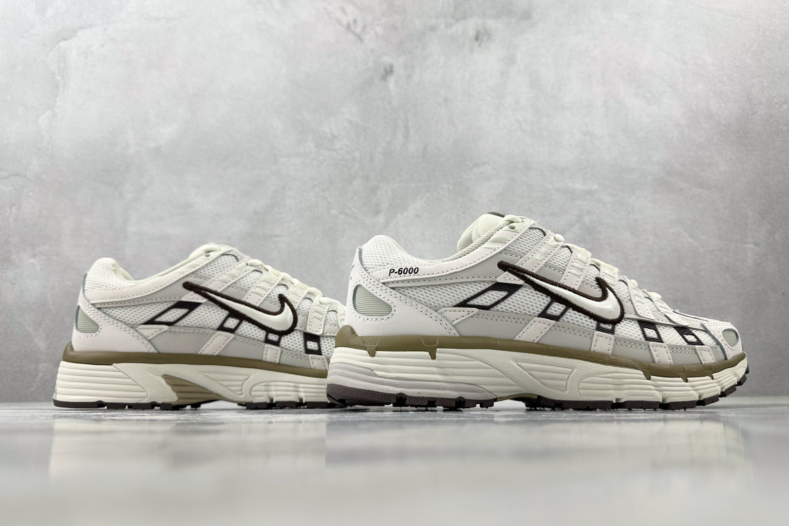 K 版
综合版  Nike P-6000 米白褐绿

货号：HF0728-201
尺码：36 36.5 