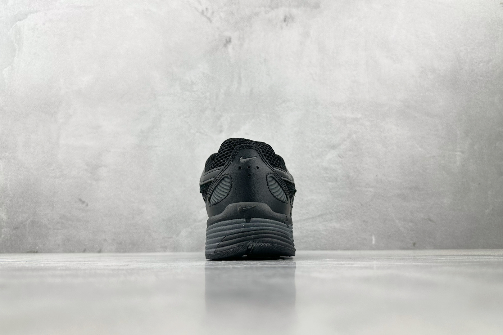 K 版
综合版  Nike P-6000 黑色

货号：FQ8732-010
尺码：36 36.5 37