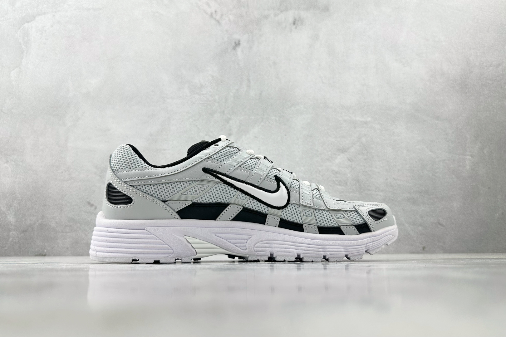 K 版 
综合版  Nike P-6000 浅绿

货号：CD6404-006
尺码：36 36.5 3