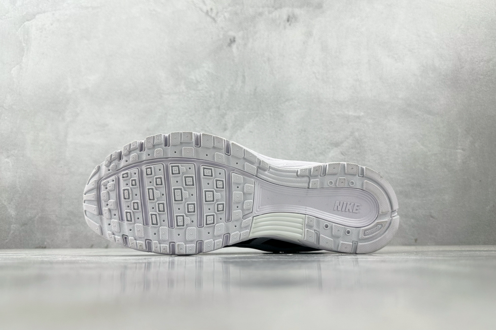 K 版 
综合版  Nike P-6000 浅绿

货号：CD6404-006
尺码：36 36.5 3