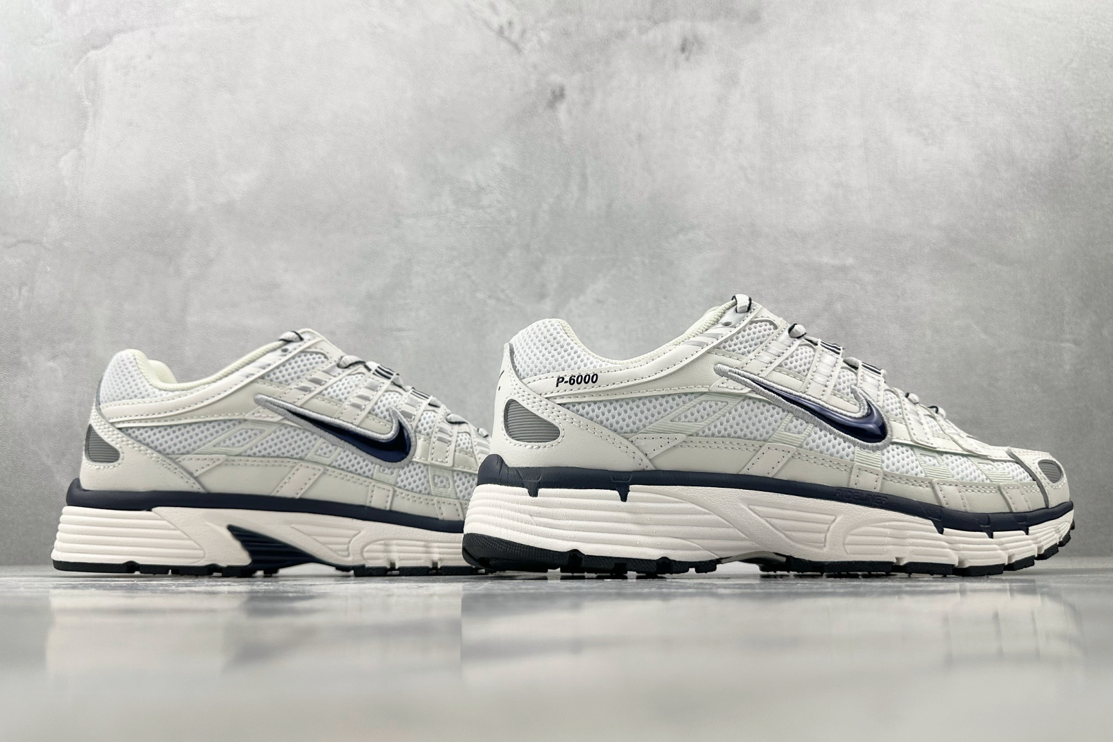 K 版 
综合版  Nike P-6000 米白

货号：CD6404-018
尺码：36 36.5 3