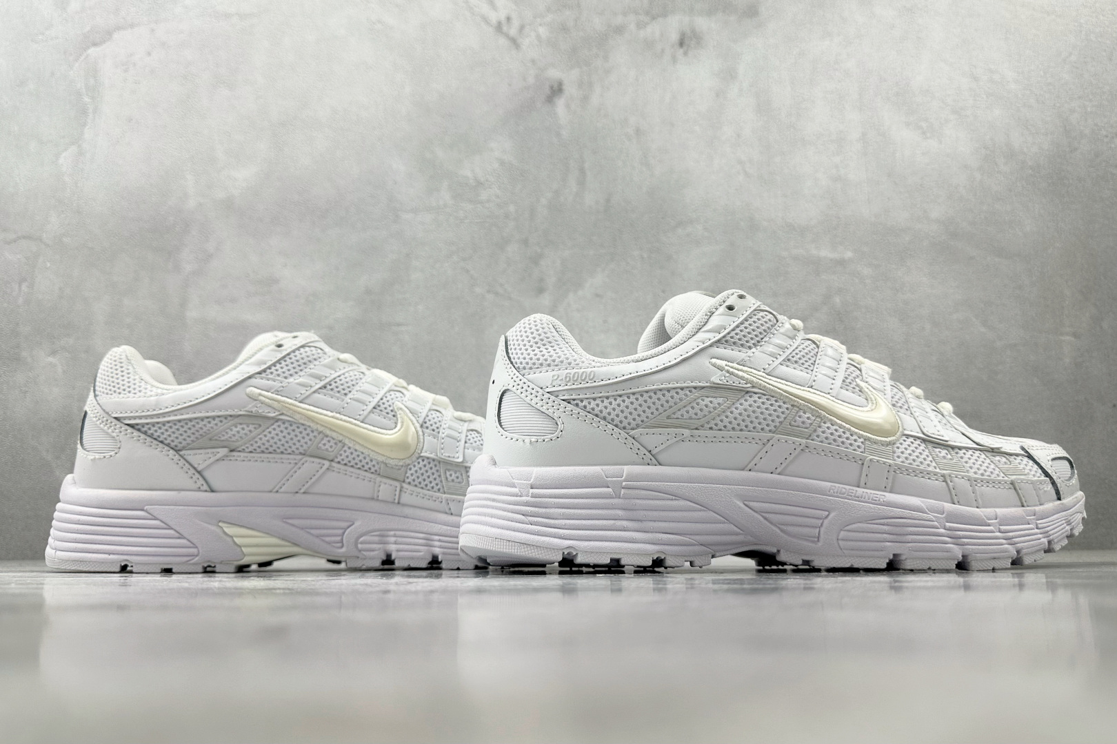 K 版 
综合版  Nike P-6000 纯白

货号：BV1021-102
尺码：36 36.5 3
