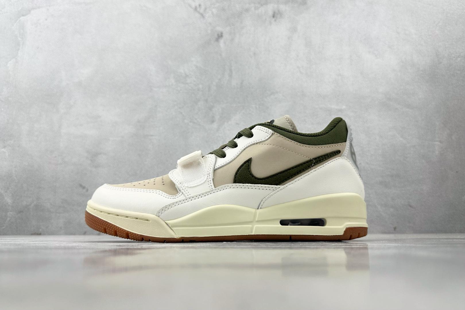 N版 
东南亚订单 Jordan Legacy 312 白绿色

货号：IB8856-121
尺码：36