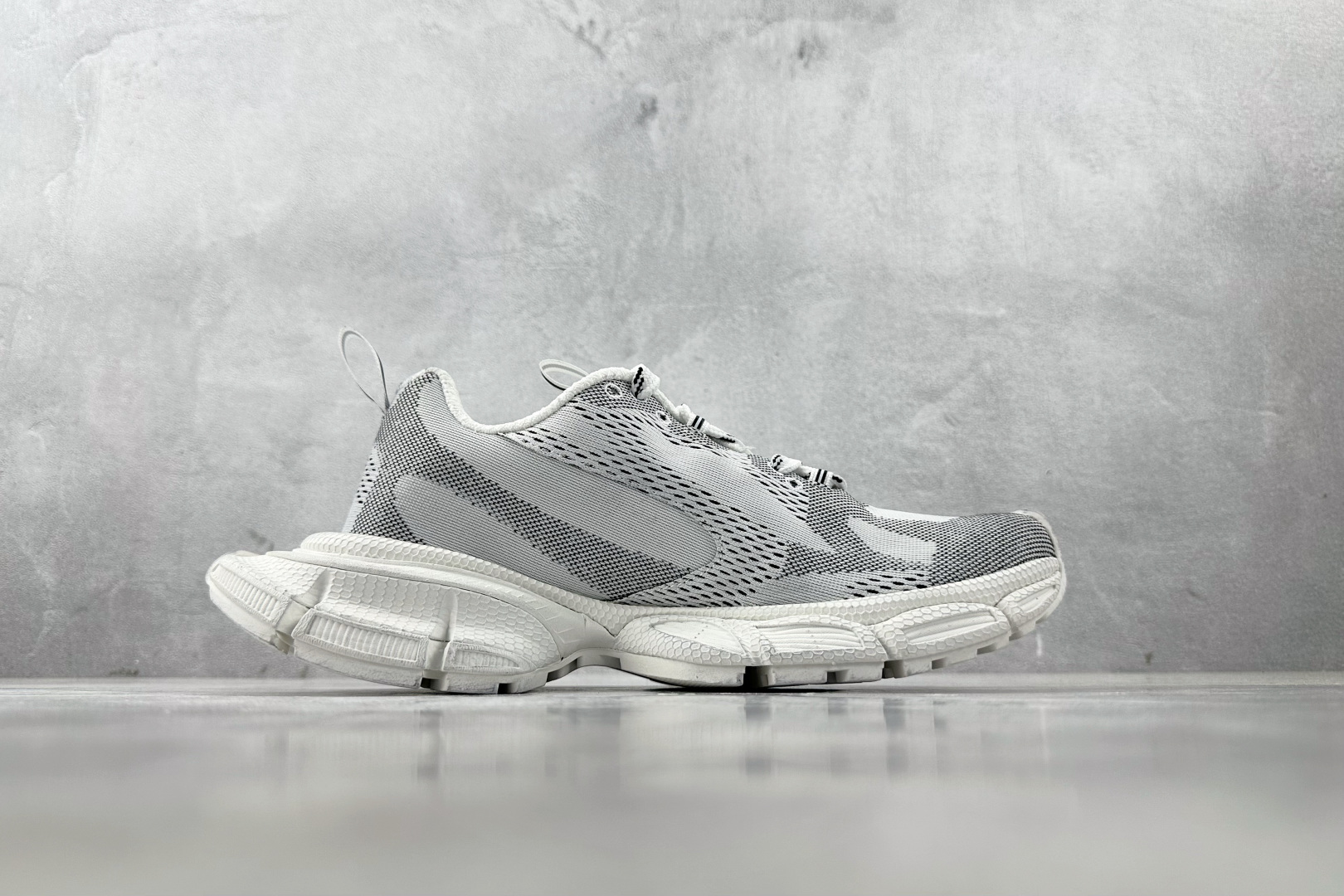 370 代购版 Under Armour x Balenciaga巴黎世家 3XL 白色 814415W3XUA