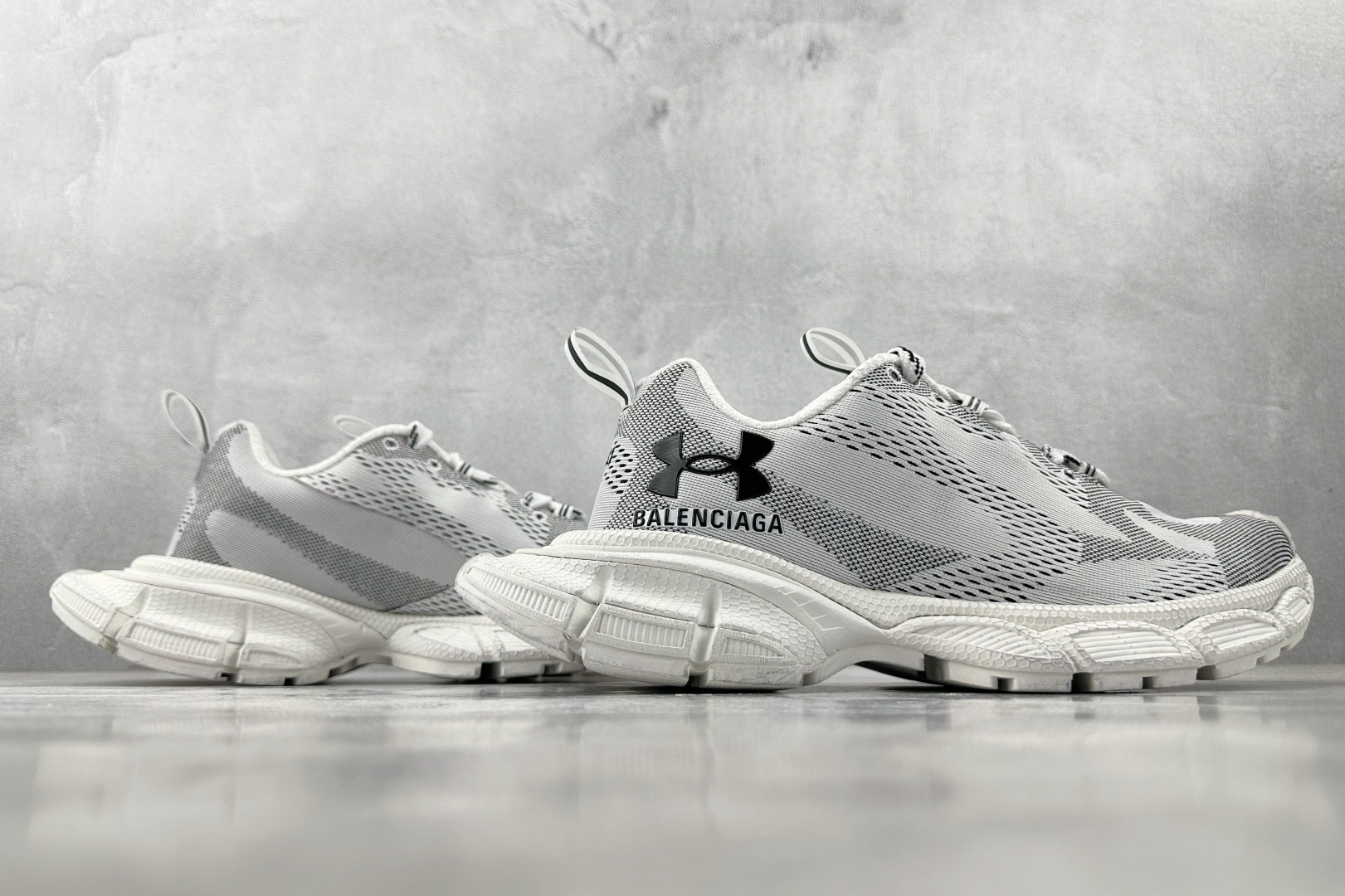 370 代购版 Under Armour x Balenciaga巴黎世家 3XL 白色 814415W3XUA
