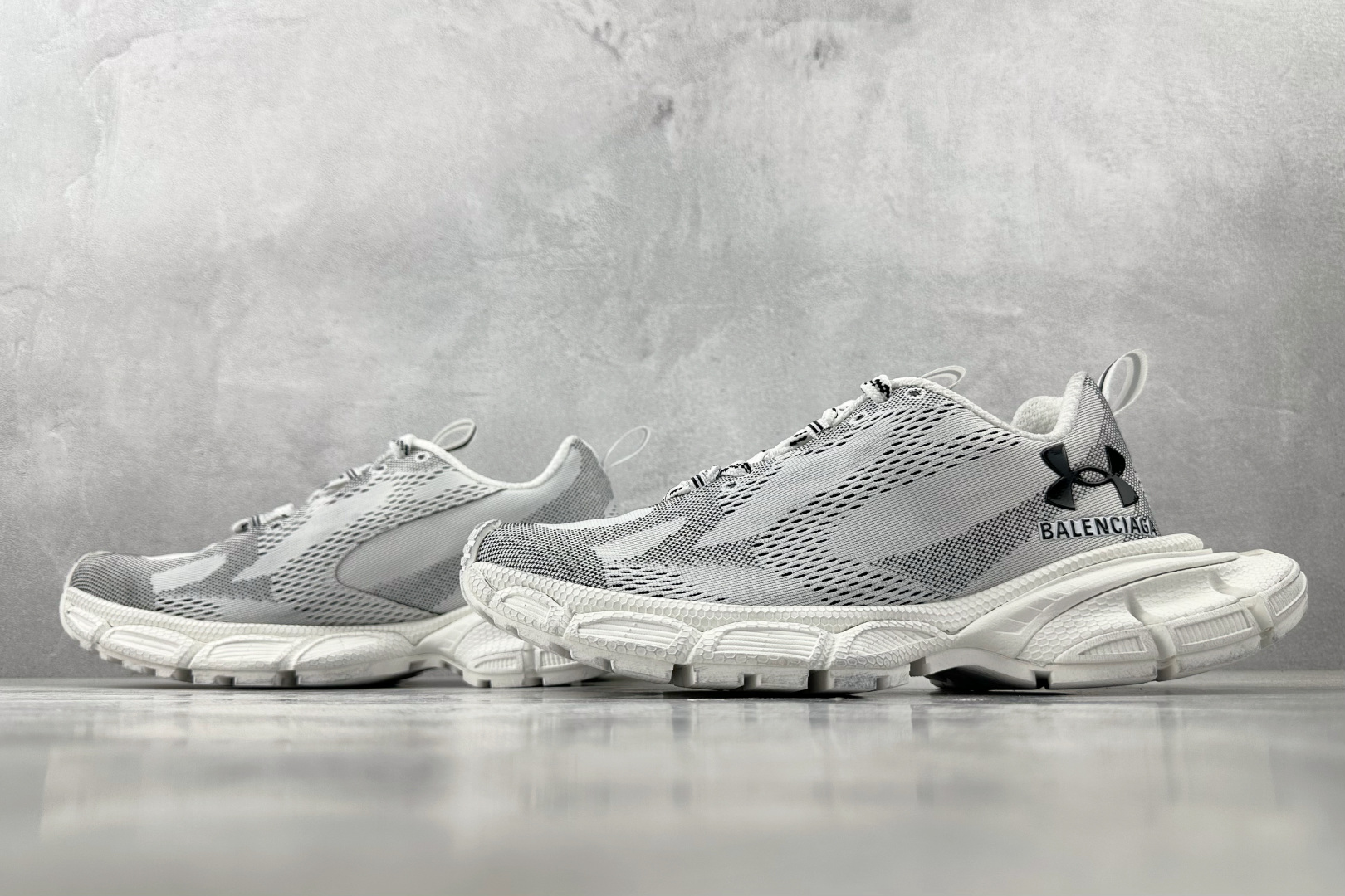 370 代购版 Under Armour x Balenciaga巴黎世家 3XL 白色 814415W3XUA