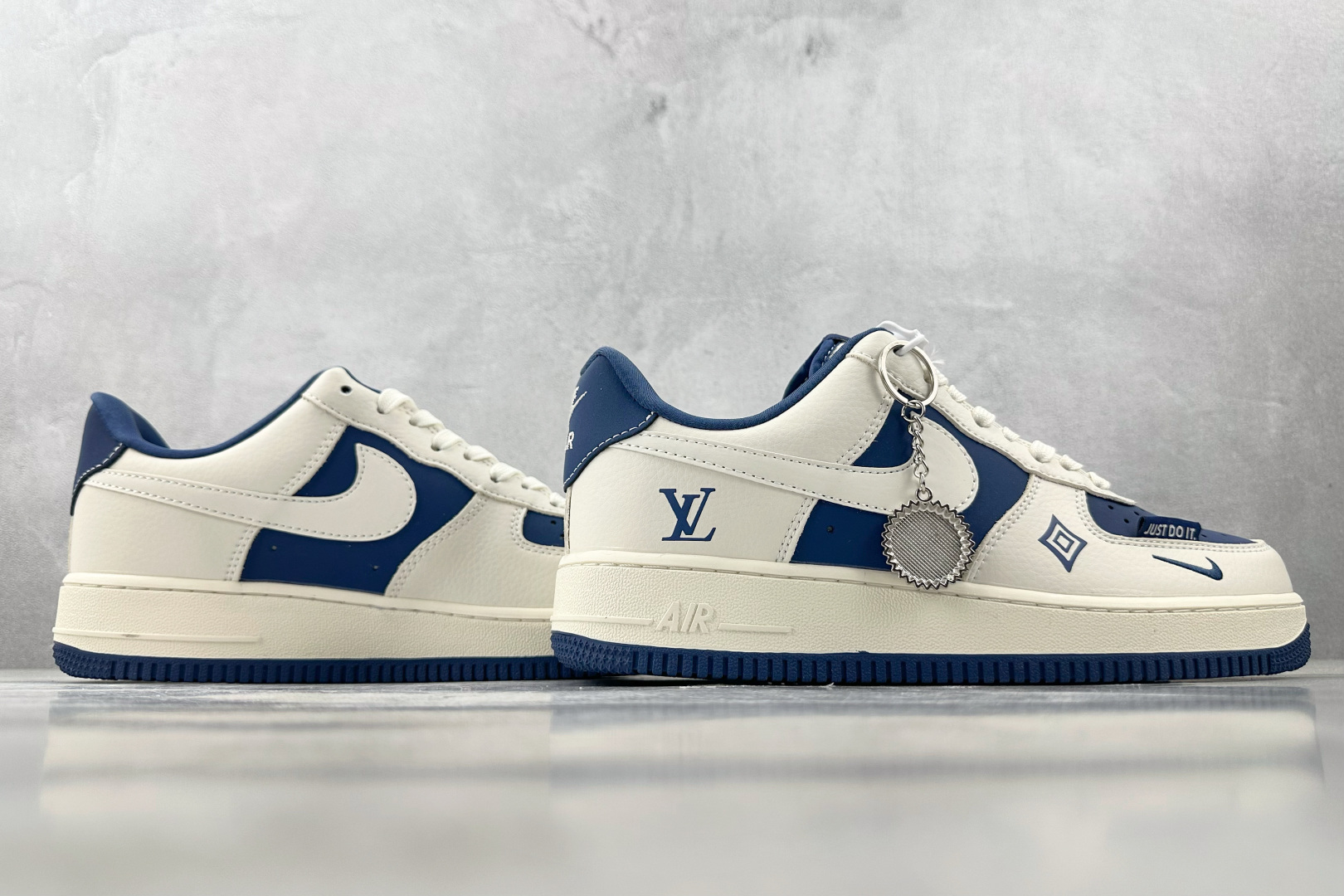 Nike Air Force 1'07 LV 联名 白蓝 KK1988-084