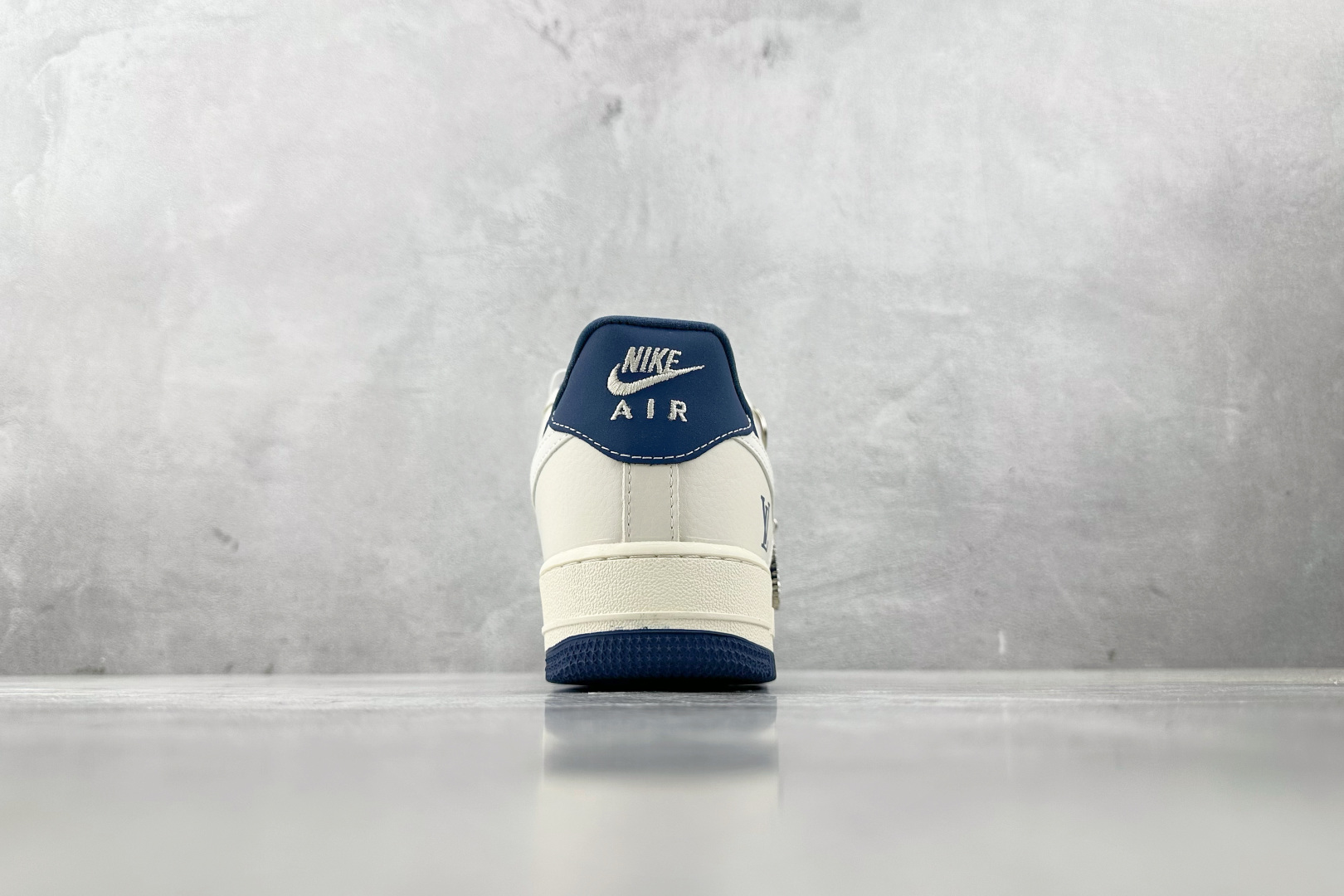 Nike Air Force 1'07 LV 联名 白蓝 KK1988-084