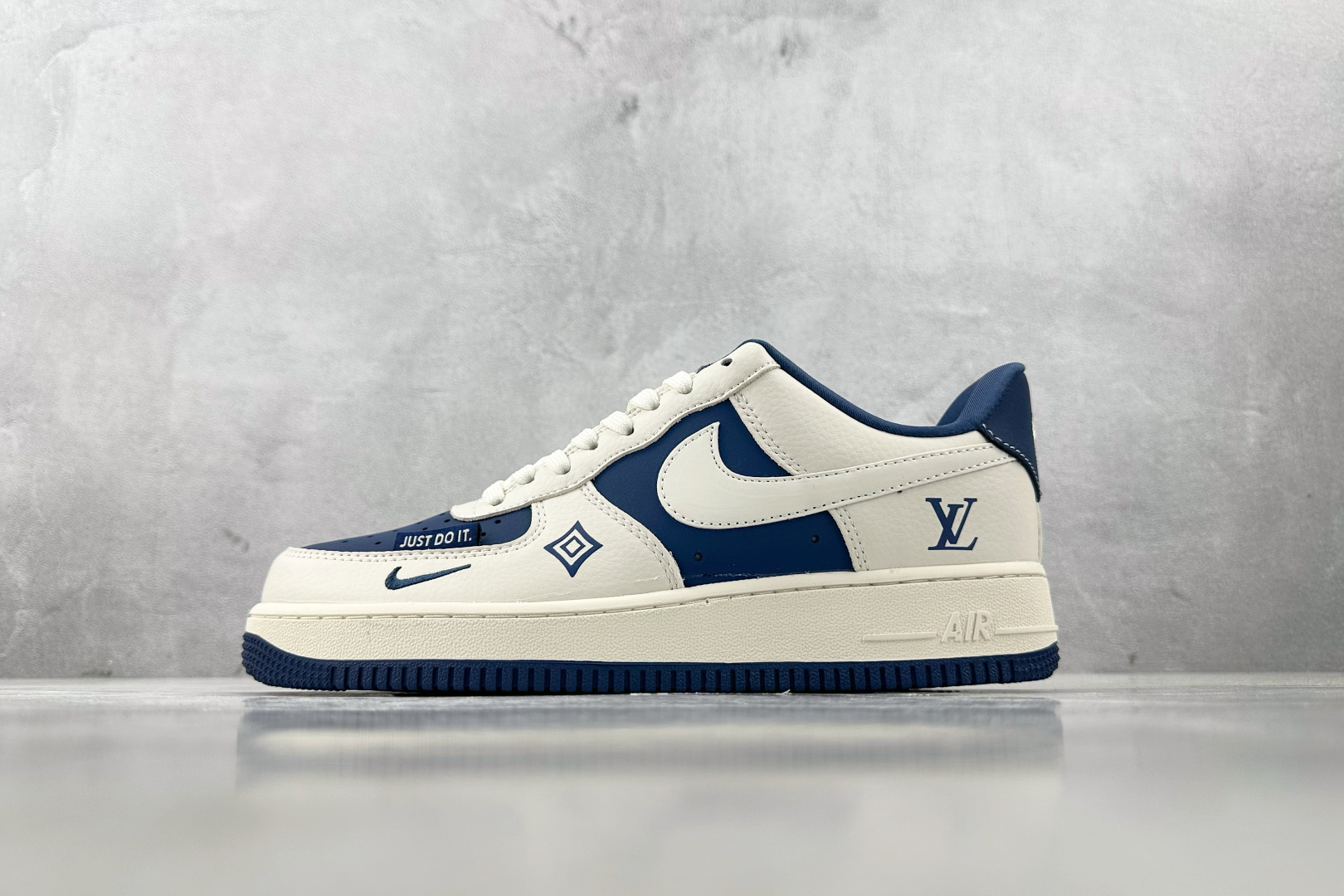 Nike Air Force 1’07 LV 联名 白蓝 KK1988-084