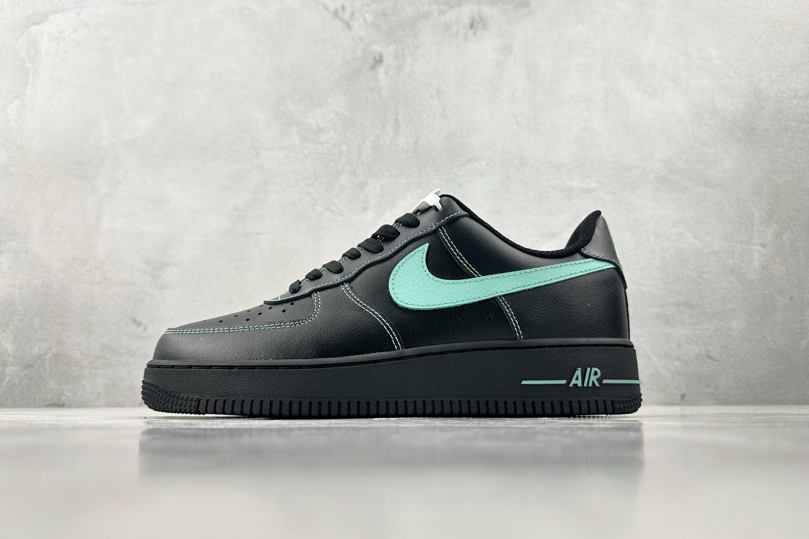 Nike Air Force 1 Low “Black Tiffany”黑色极光绿 HQ2037-002