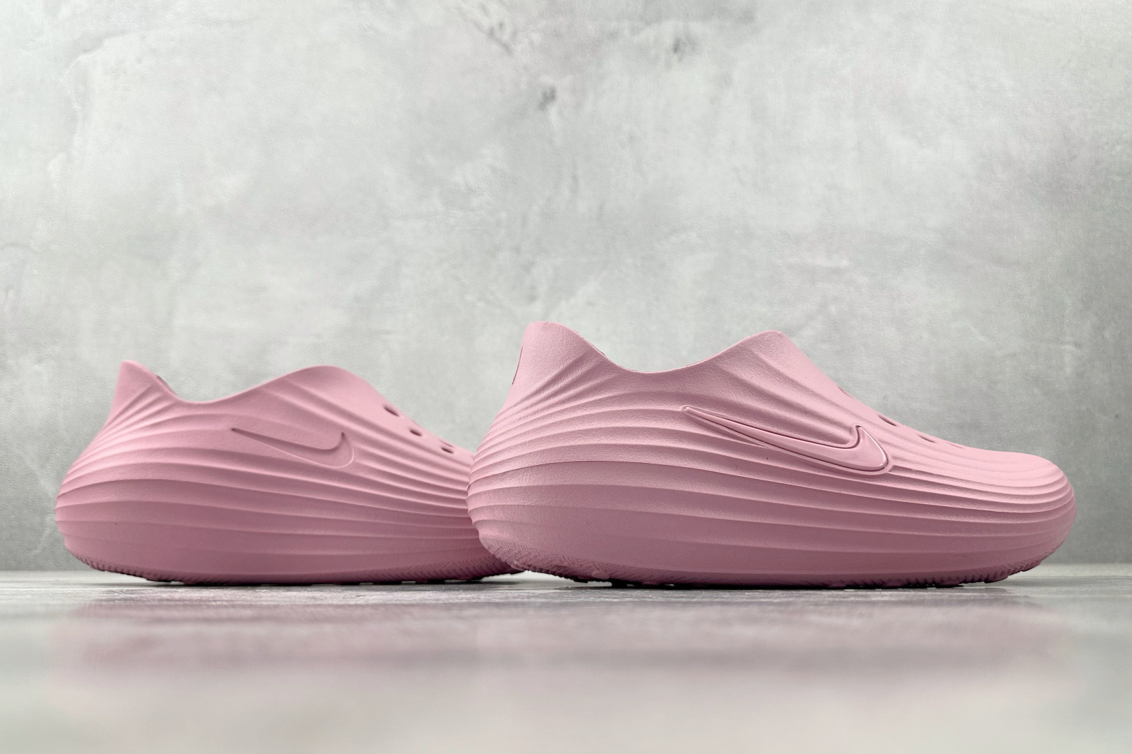 Nike ReactX Rejuven8 粉色 HV5062-600