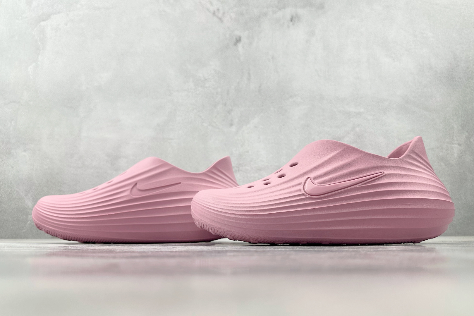 Nike ReactX Rejuven8 粉色 HV5062-600
