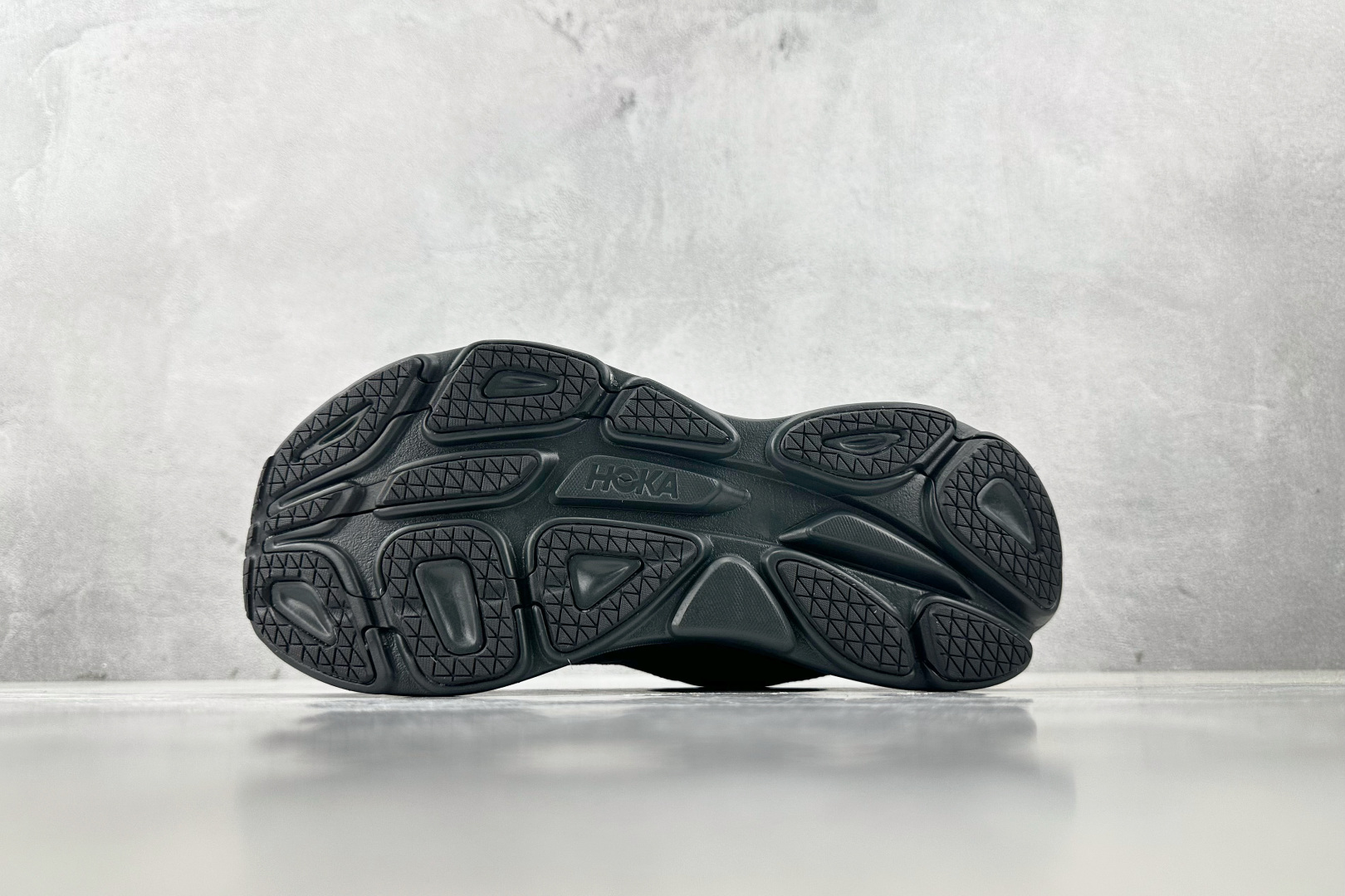 HOKA ONE ONE Bondi 8黑灰色 1127953-BBLC