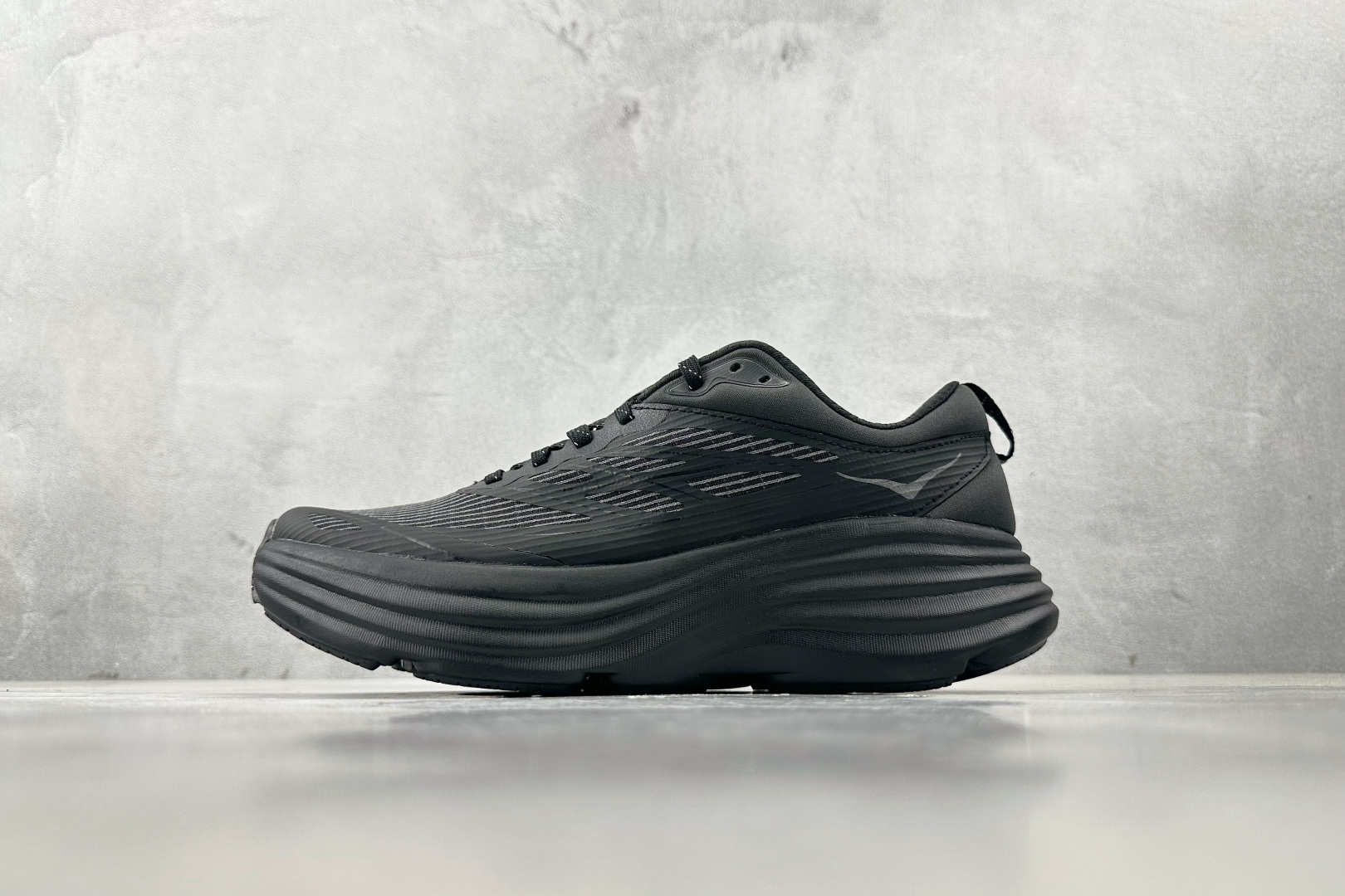 HOKA ONE ONE Bondi 8 黑色 1155391-BBLC