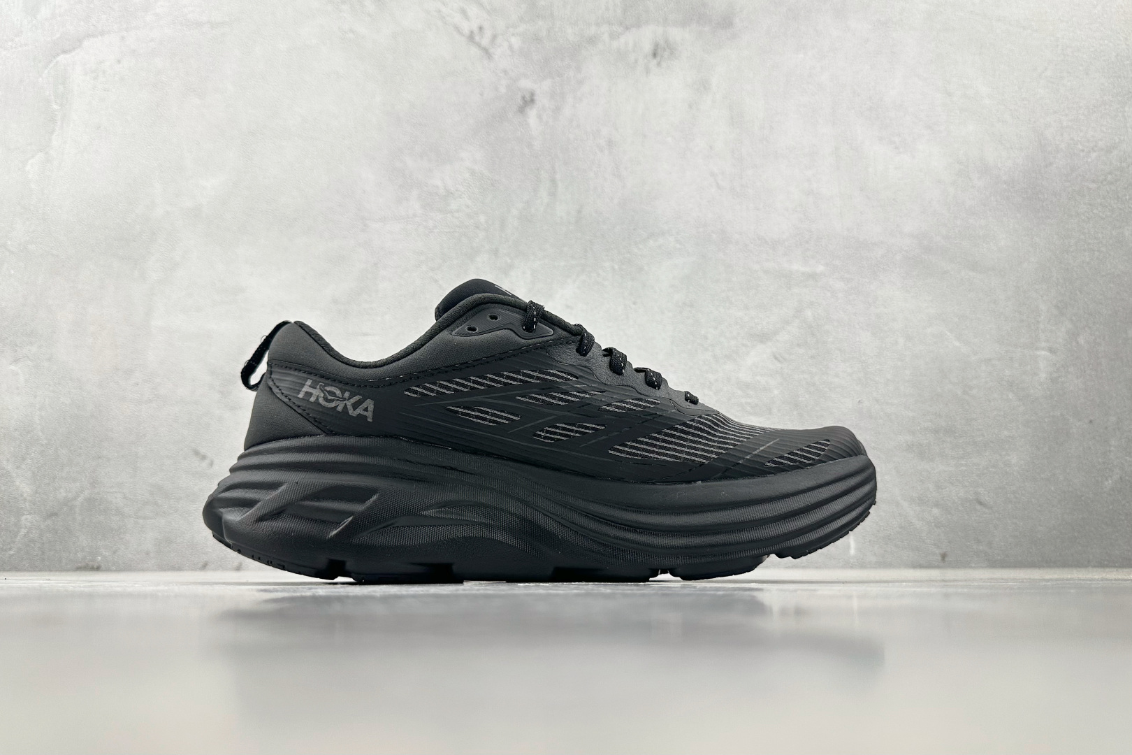 HOKA ONE ONE Bondi 8 黑色 1155391-BBLC