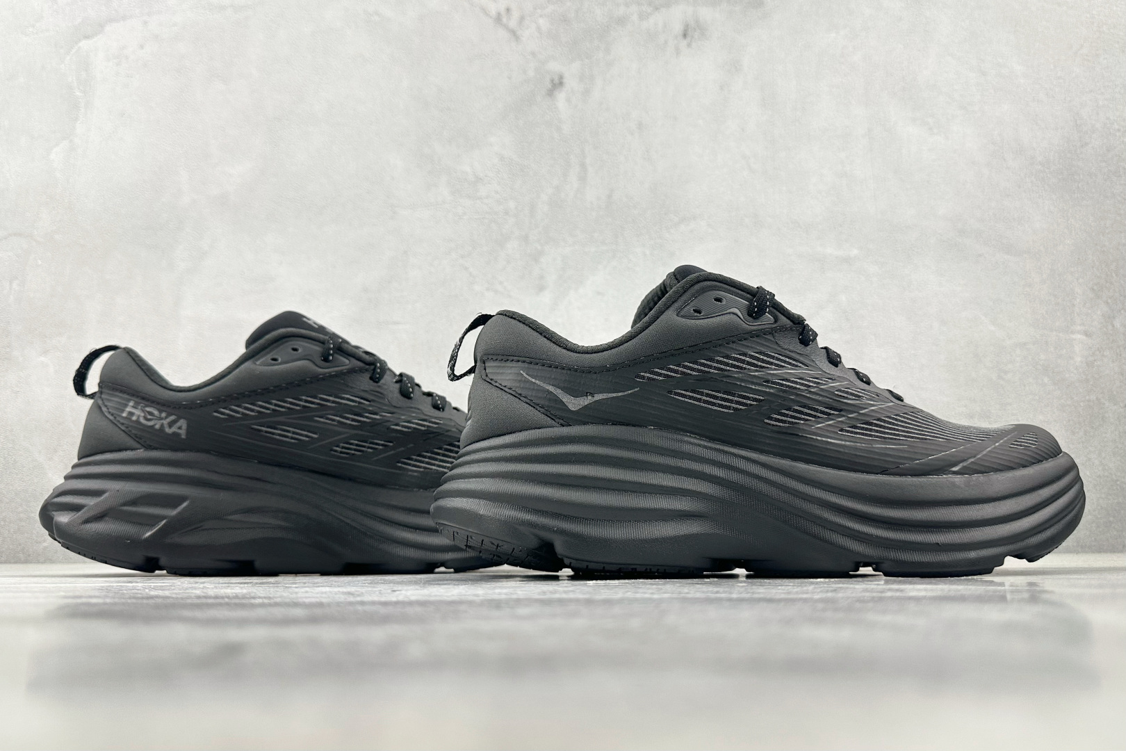 HOKA ONE ONE Bondi 8 黑色 1155391-BBLC
