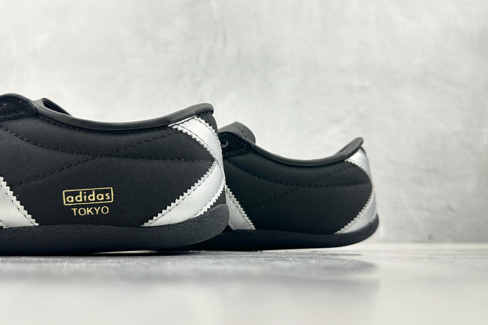 出口订单 Billy's x adidas originals Tokyo 黑银色 JQ0962