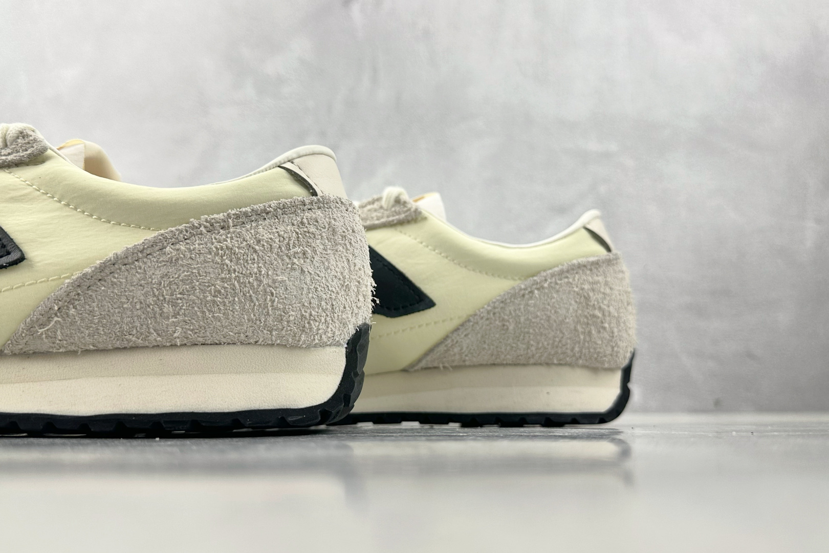 DT 190 New Balance NB 471 米色 U471AM
