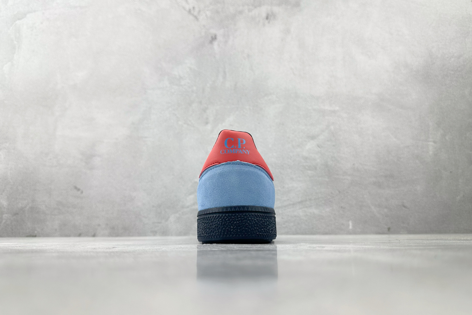 出口订单 C.P.Company x adidas originals adidas Spezial MANCHESTER SPZL 蓝色 IH3312 尺码：35.5 36 36.5 37 38.5 39 40 40.5 41 42 42.5 43 44 44.5 45 编码：26