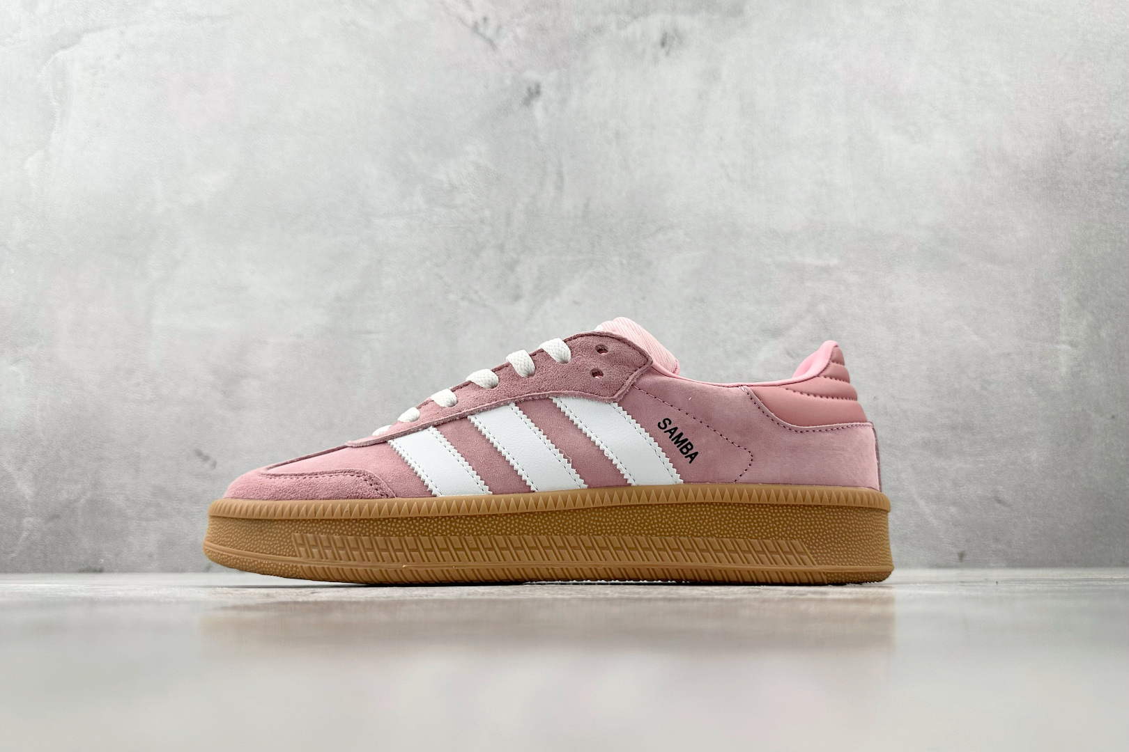 出口订单 adidas originals SAMBA OG 粉色 IE1576 尺码：36 36.5 37 38.5 39 40 40.5 41 编码：26
