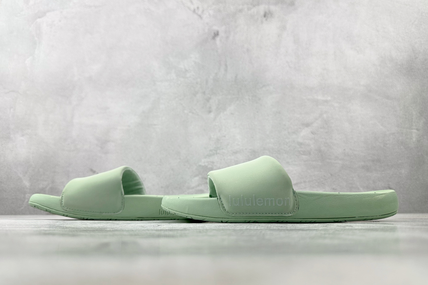 lululemon露露乐蒙 restfeel slide蓝绿色 LM9ANHS
