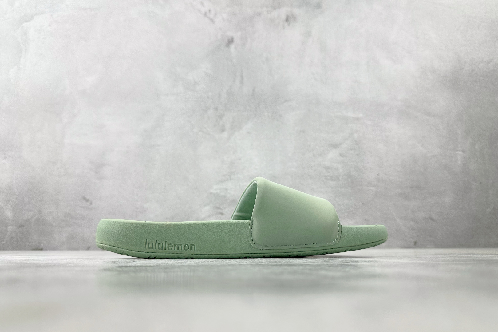 lululemon露露乐蒙 restfeel slide蓝绿色 LM9ANHS