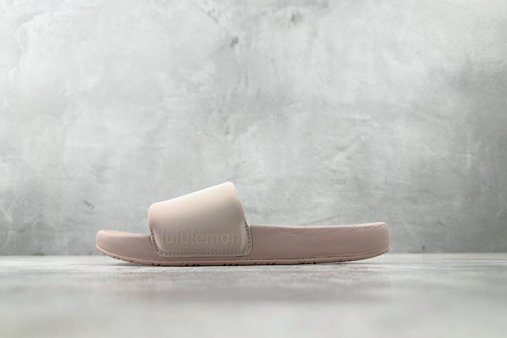 lululemon露露乐蒙 restfeel slide 粉色 LW9FLQS-066965