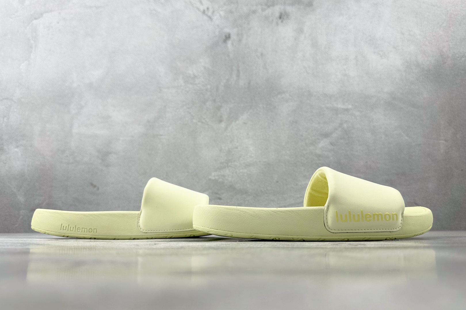 lululemon露露乐蒙 restfeel slide 柠檬黄 LW9EF2S-034311