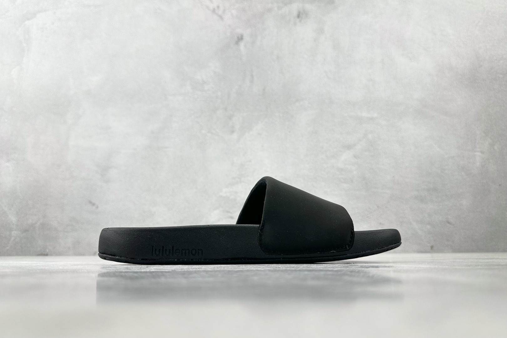 lululemon露露乐蒙 restfeel slide 黑色 LM9ANHS-043646