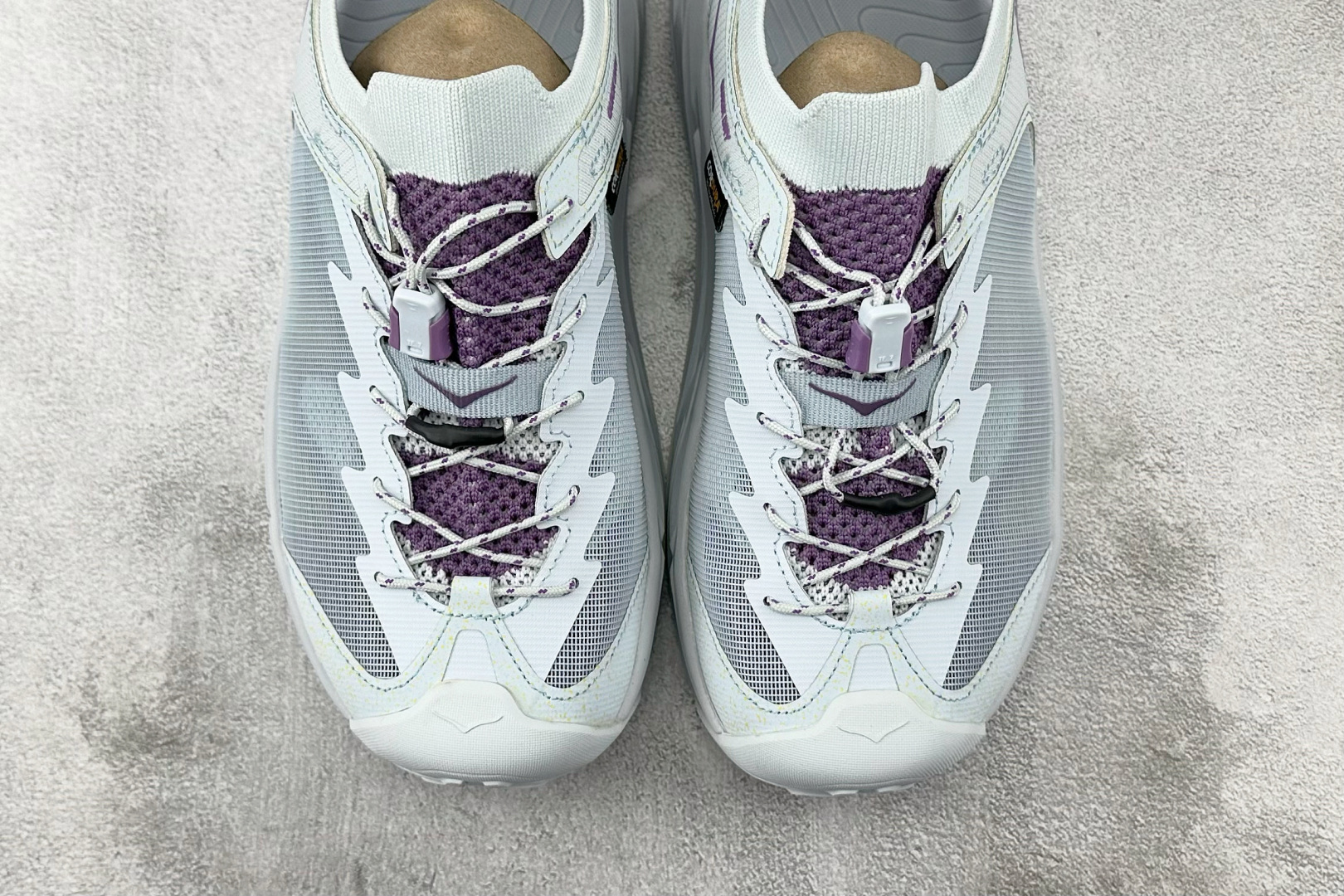H 版 本地
HOKA ONE ONE HOPARA 2 霍帕拉 蓝色

货号：-INM
尺码：36 3