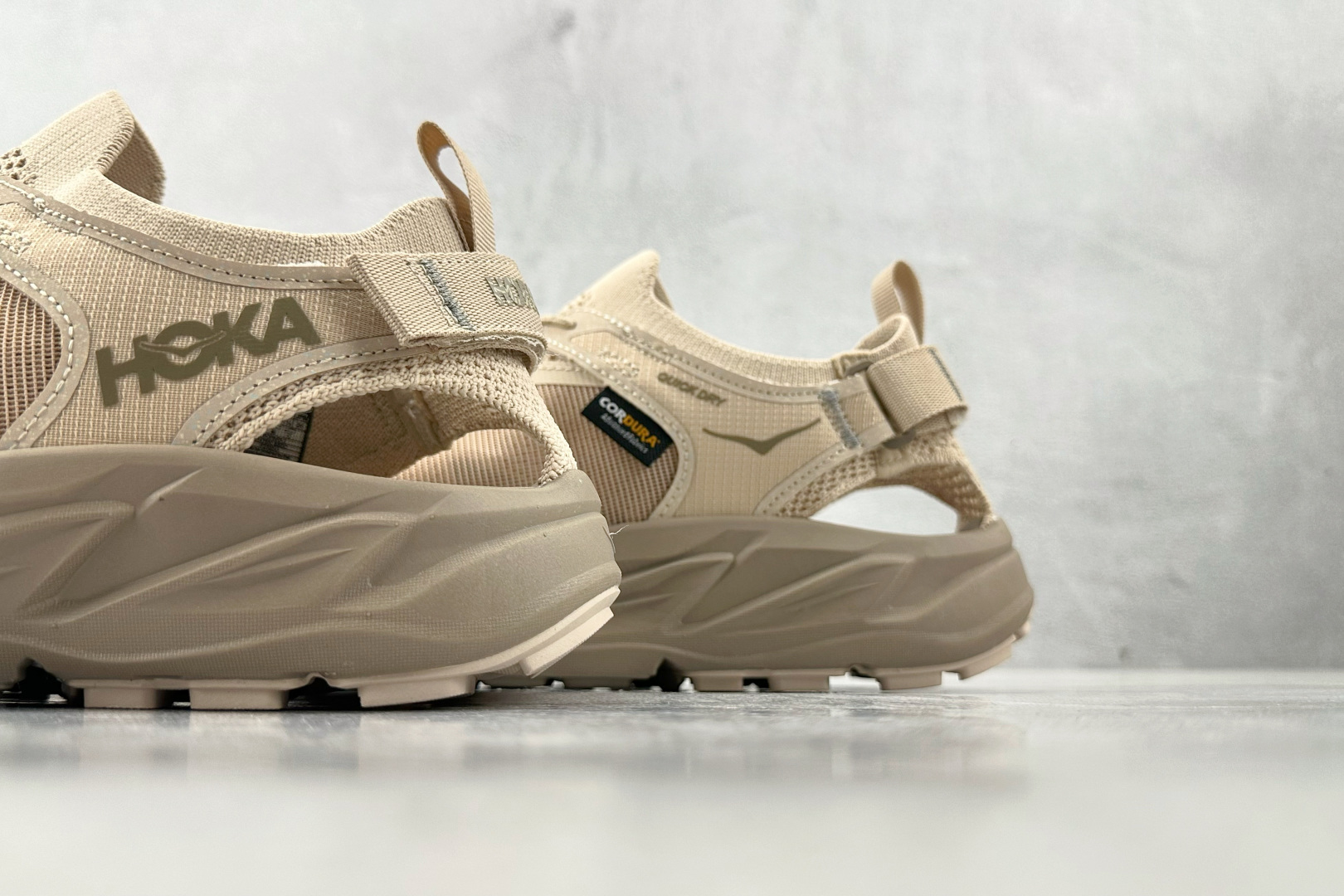 H 版 本地
HOKA ONE ONE HOPARA 2 霍帕拉 沙色

货号：-SSDD
尺码：36 