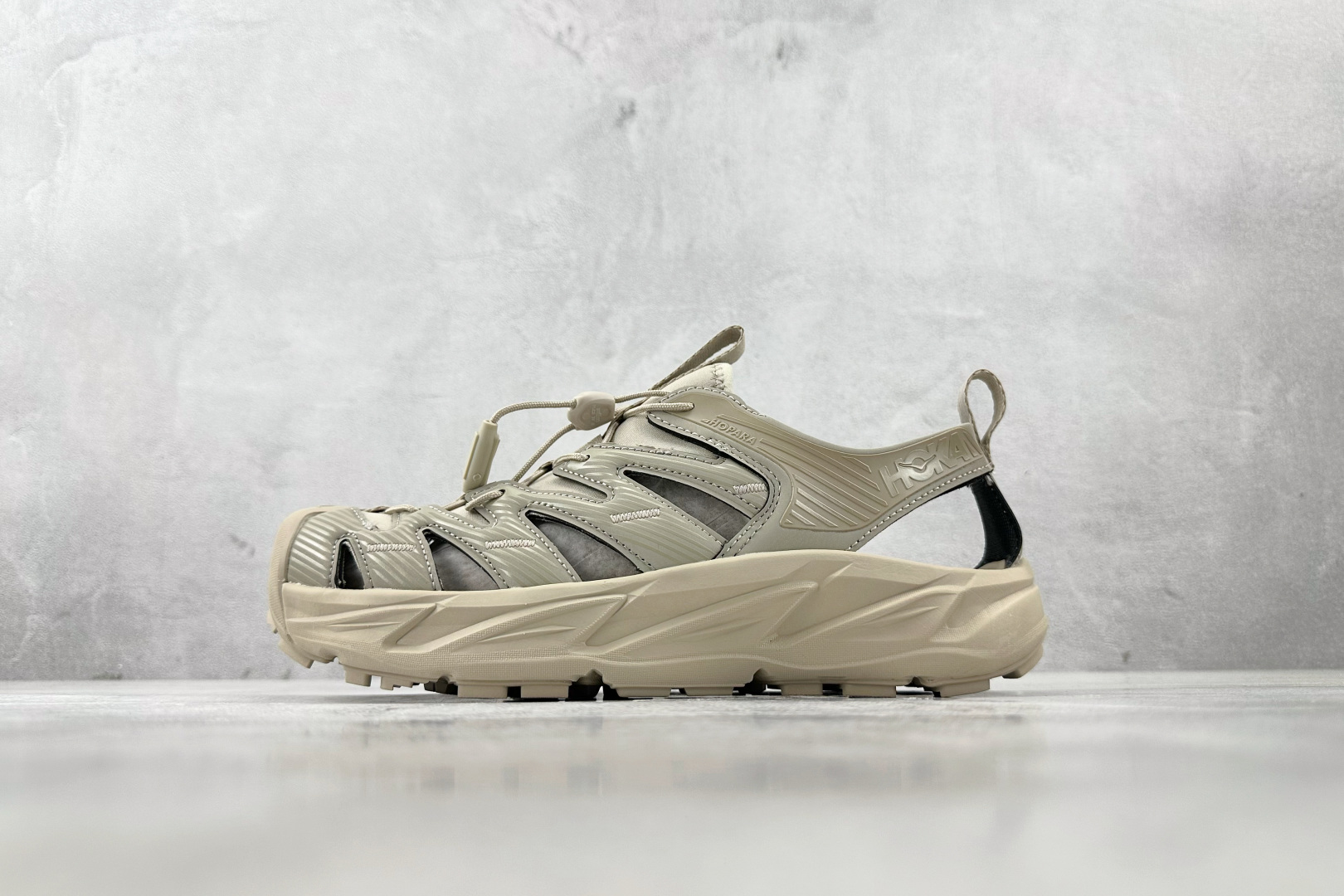 H 版 本地
HOKA ONE ONE Hopara OG 霍帕拉 牛津黄

货号：-OTOT
尺码：3