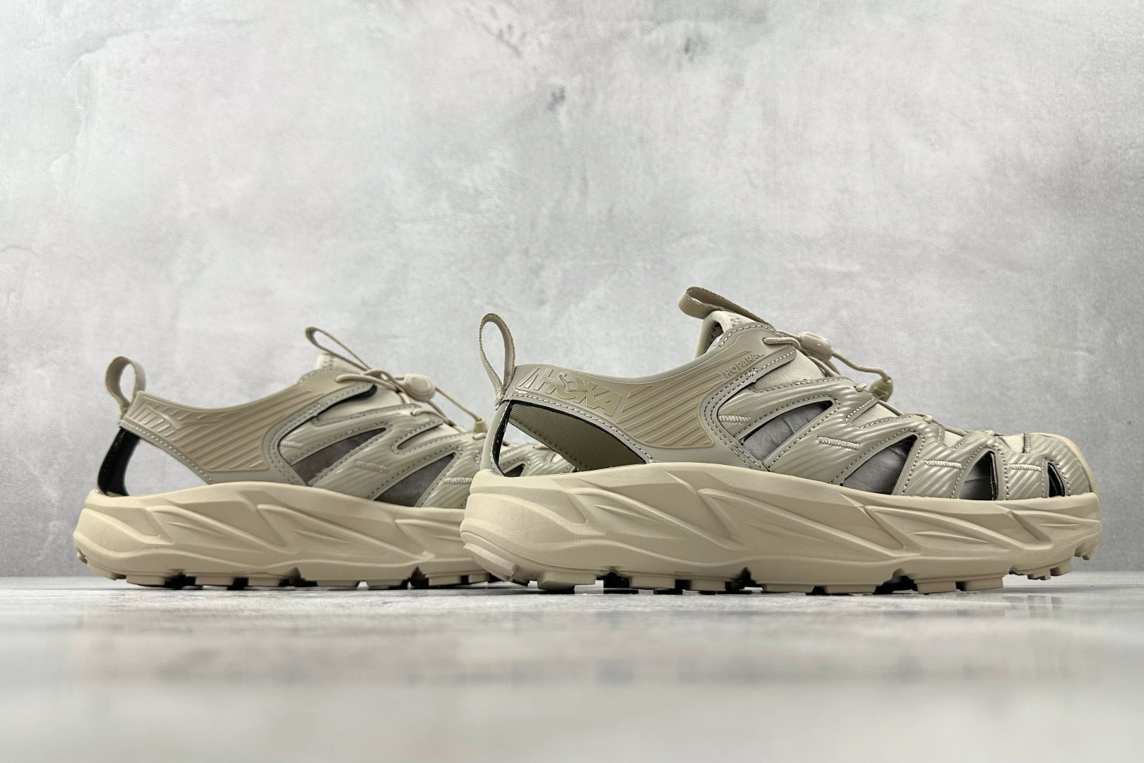H 版 本地
HOKA ONE ONE Hopara OG 霍帕拉 牛津黄

货号：-OTOT
尺码：3
