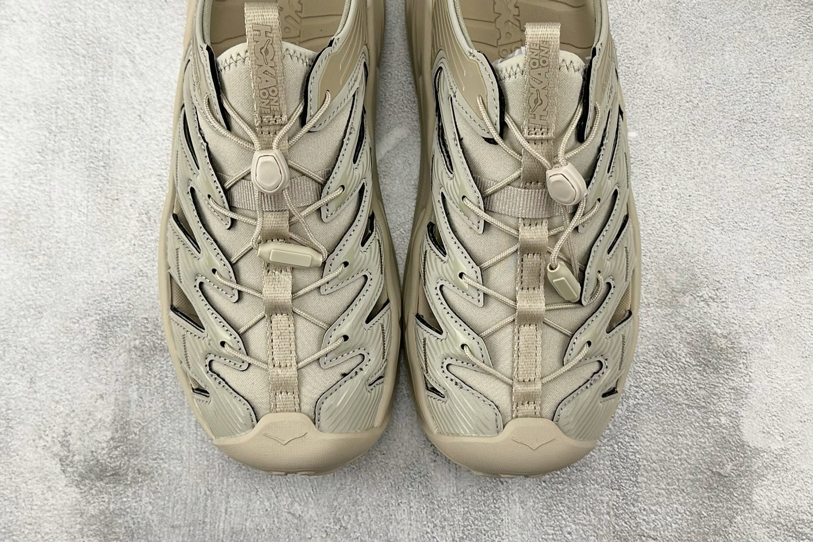 H 版 本地
HOKA ONE ONE Hopara OG 霍帕拉 牛津黄

货号：-OTOT
尺码：3