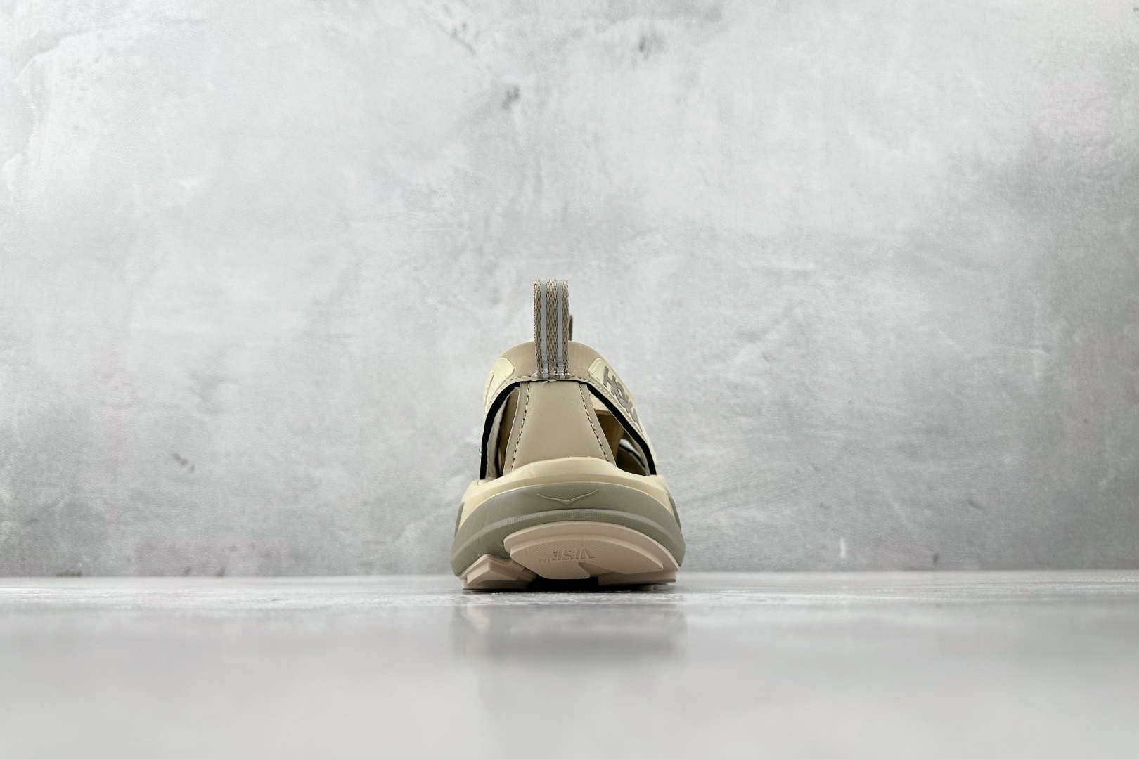 H 版 本地
HOKA ONE ONE Hopara OG 霍帕拉 流沙色

货号：-SSDD
尺码：3