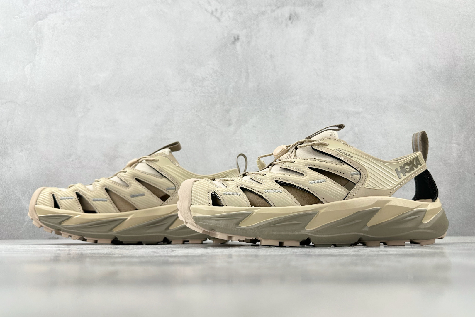 H 版 本地
HOKA ONE ONE Hopara OG 霍帕拉 流沙色

货号：-SSDD
尺码：3