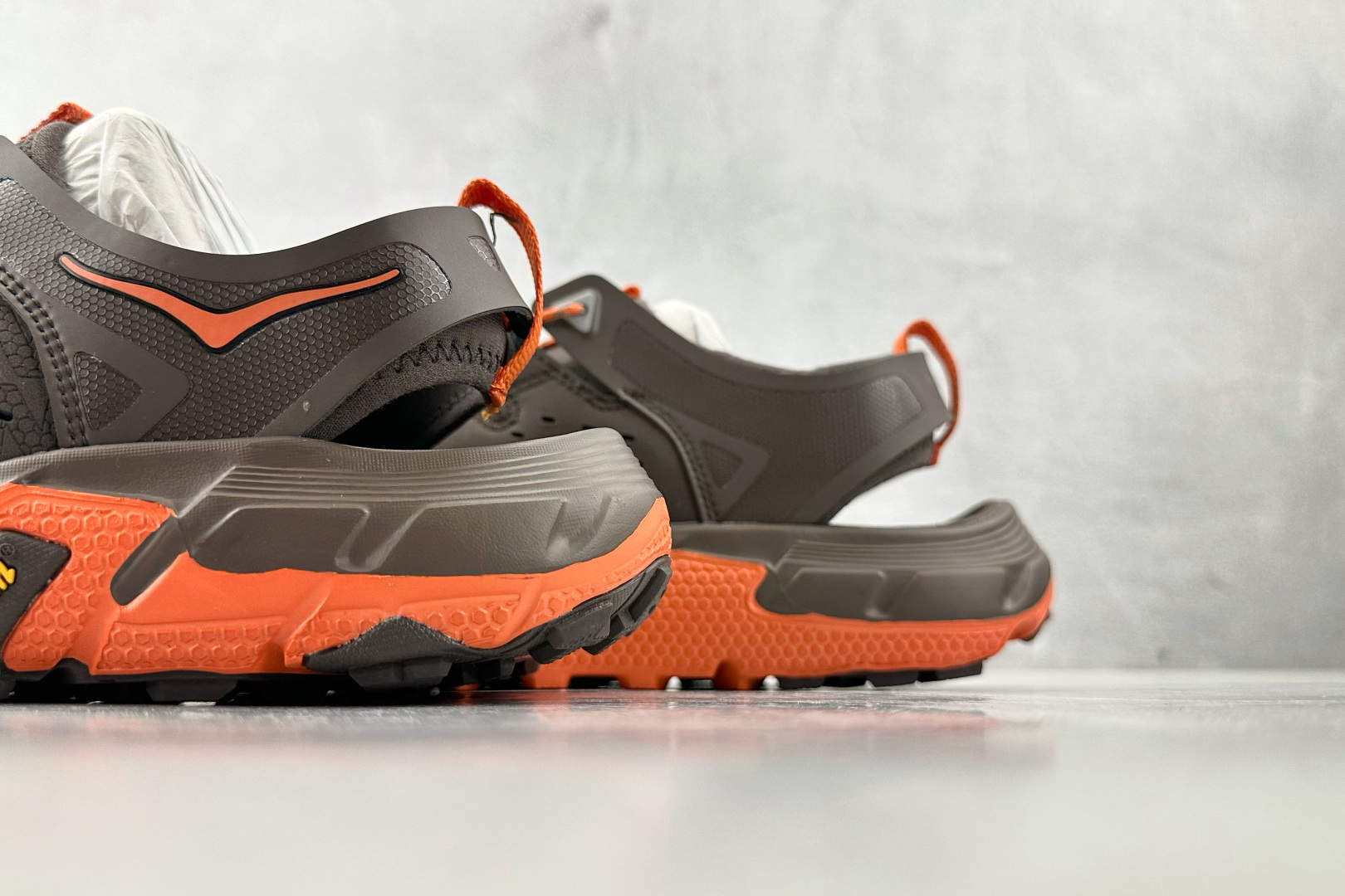 HOKA ONE ONE VIBRAM 棕色 1016311-BROG
