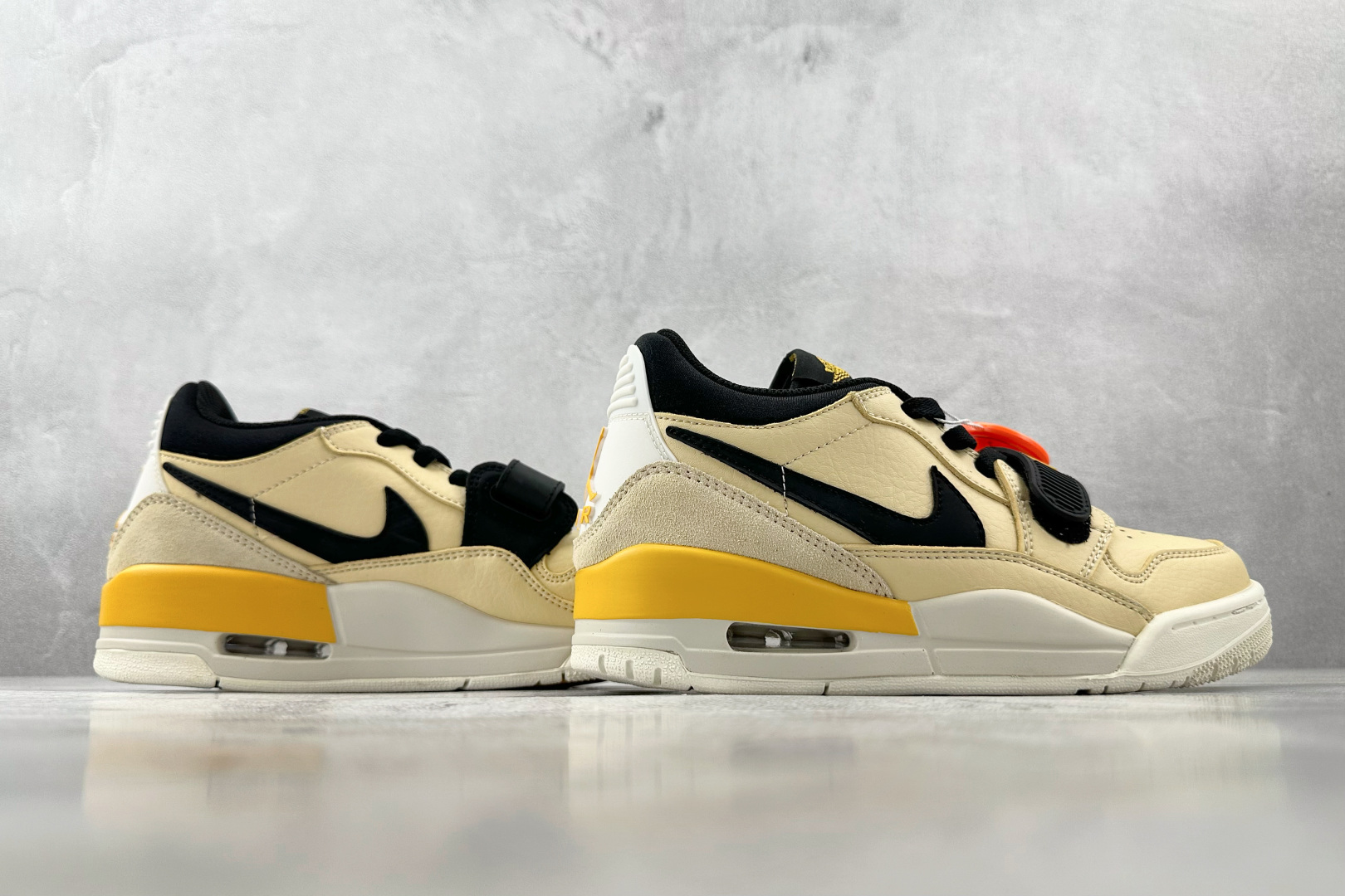 HJ 本地
Jordan Legacy 312 low 黄黑

货号：CD9054-200
尺码：36 