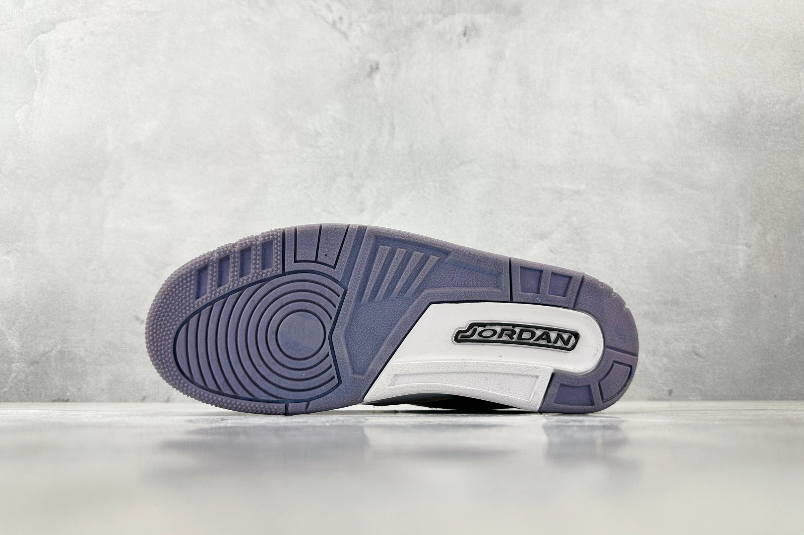HJ 本地
Jordan Legacy 312 low gc '25th anniversary 大中华