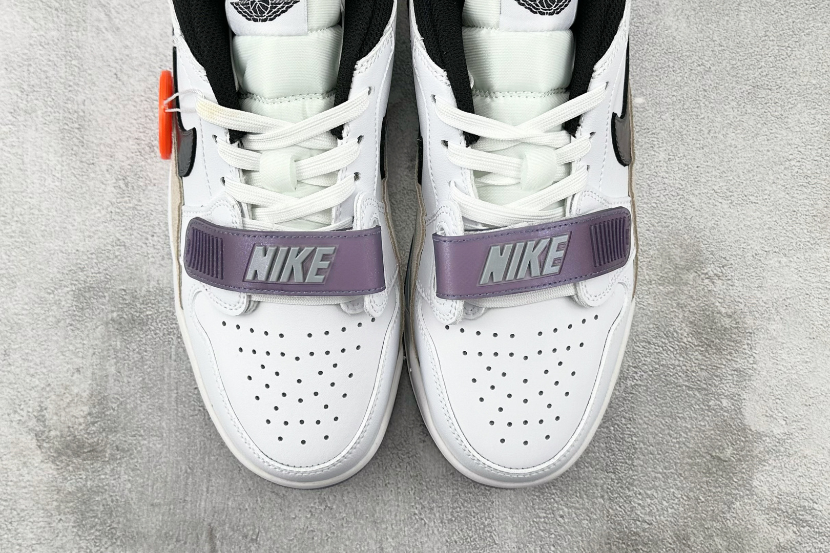 HJ 本地
Jordan Legacy 312 low gc '25th anniversary 大中华