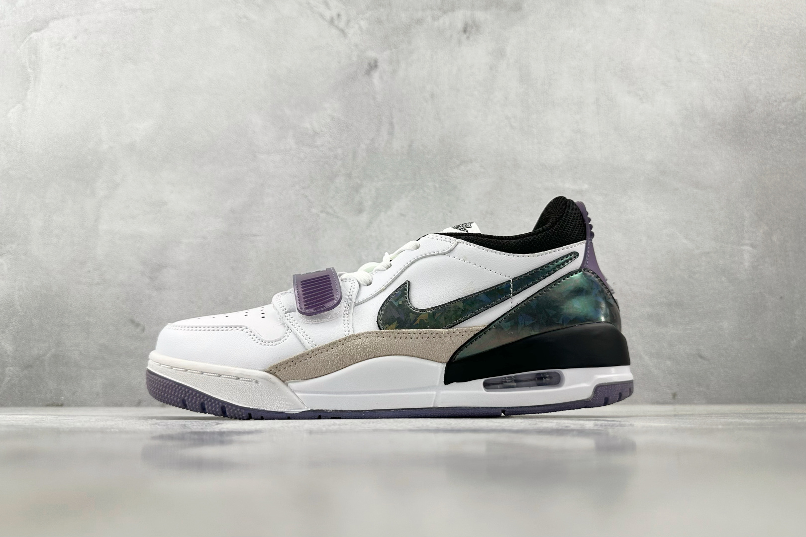 HJ 本地
Jordan Legacy 312 low gc '25th anniversary 大中华