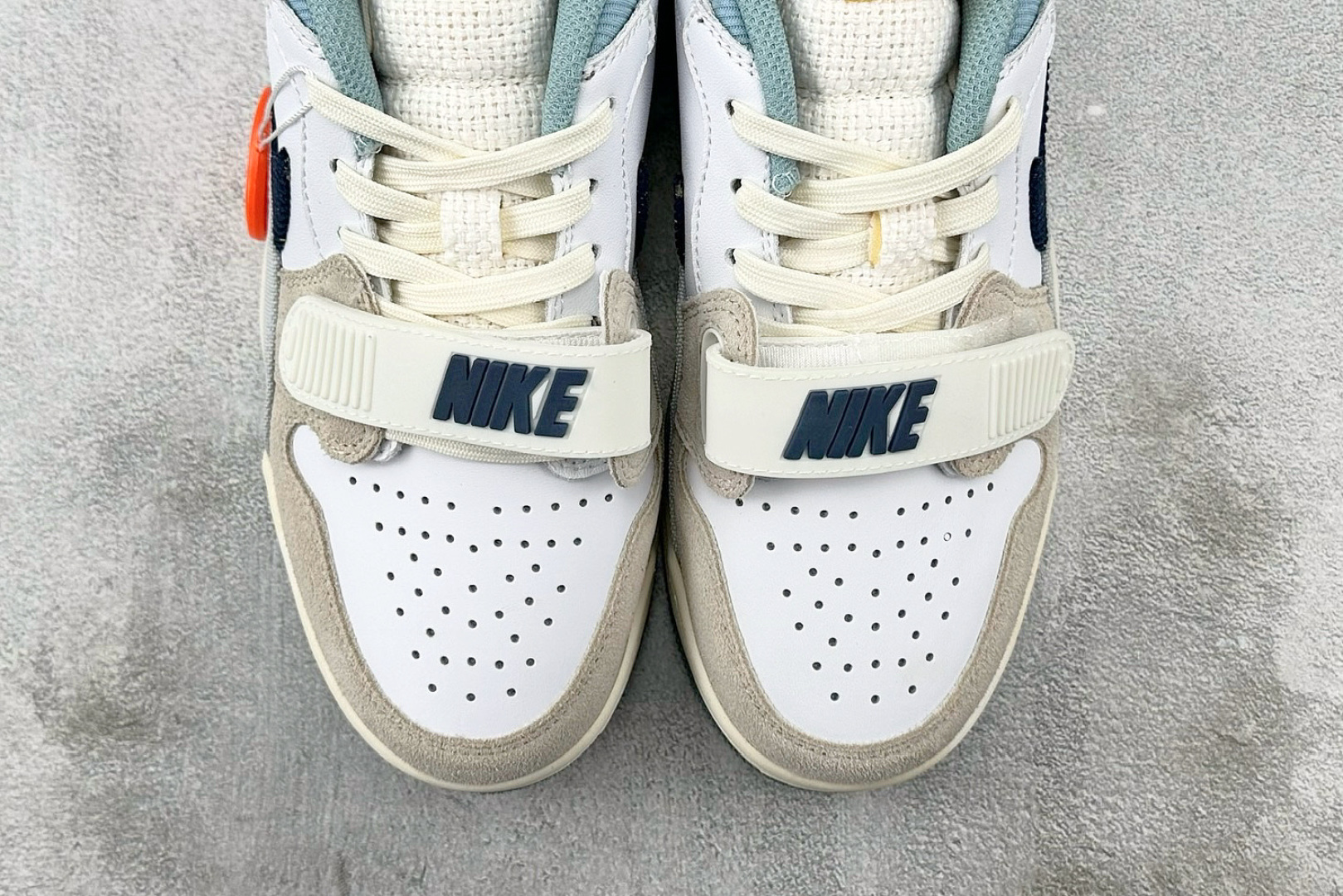 HJ 
Jordan Legacy 312 low 米白兰

货号：CD7069 141
尺码：36 3
