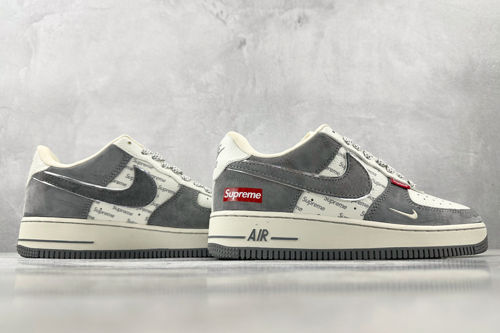 XC特价 本地
Nike Air Force 1'07  Supreme 联名 灰白

货号：CH633