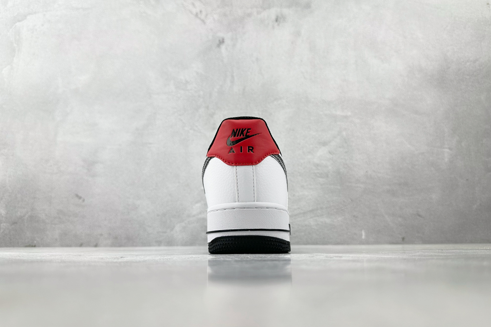 外贸批次 Nike Air Force 1 07 LV8 笔刷 白黑 DA4657-100
