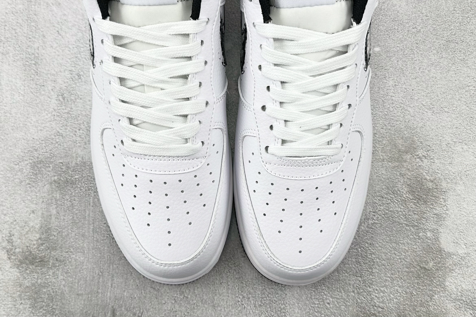 外贸批次 Nike Air Force 1 07 LV8 笔刷 白黑 DA4657-100