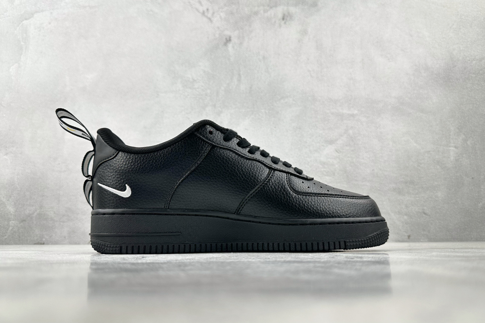 外贸批次 Nike Air Force 1 07 LV8 Utility Black 解构 黑色 AJ7747-001