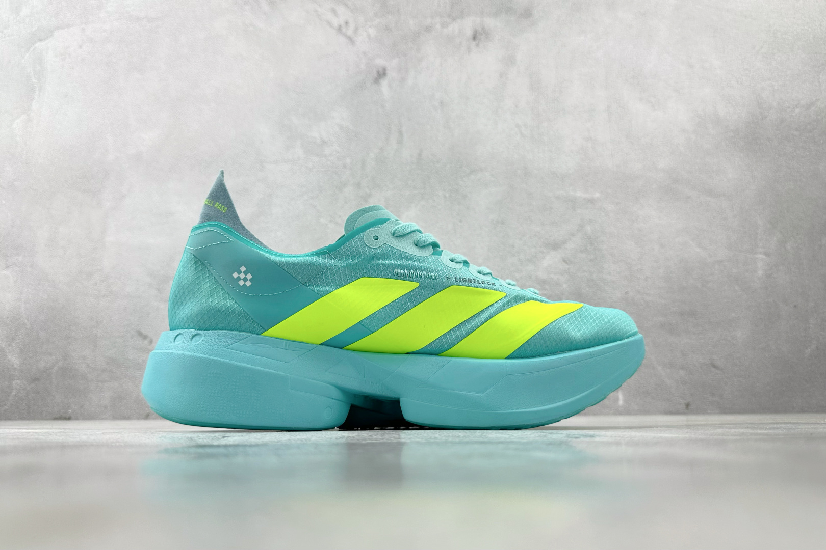 纯原 adidas Adizero Adios Pro 4蓝黄色 JR1251
