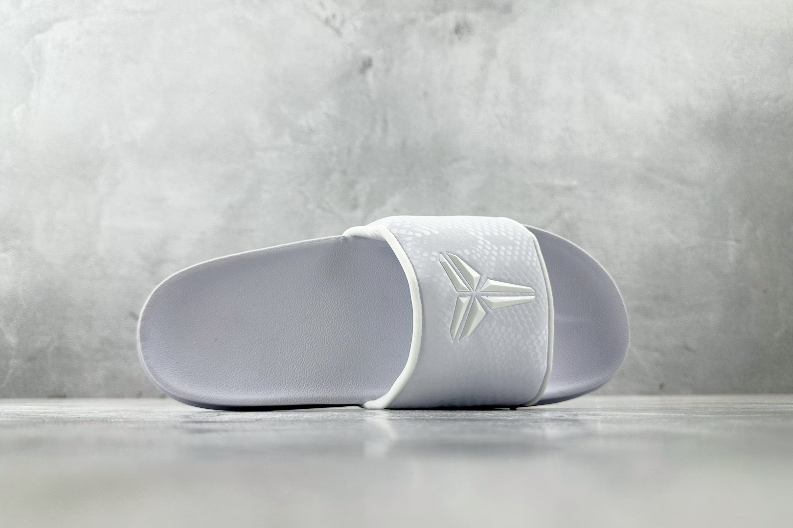 外贸专供 Nike Kobe Offcourt 白色 IF2870-100