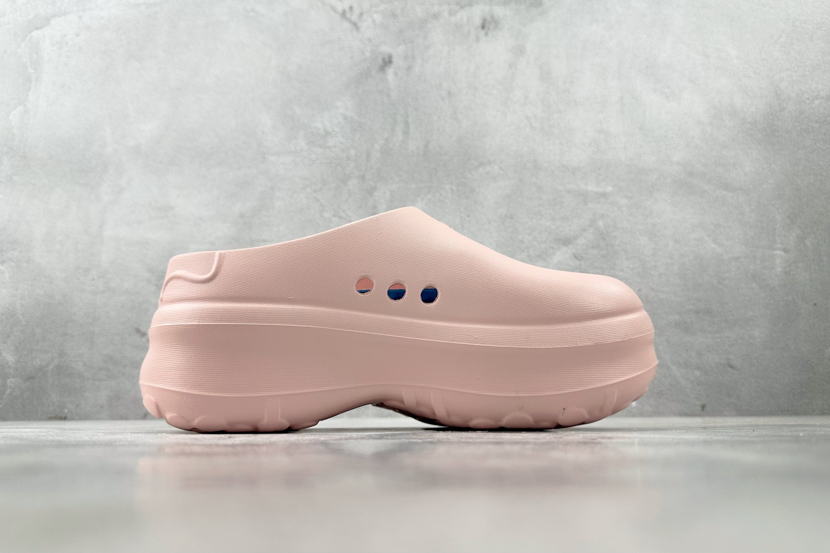 迪士尼《猫儿历险记》× adidas originals ADIFOMSTAN MULE 粉色 JR7150
