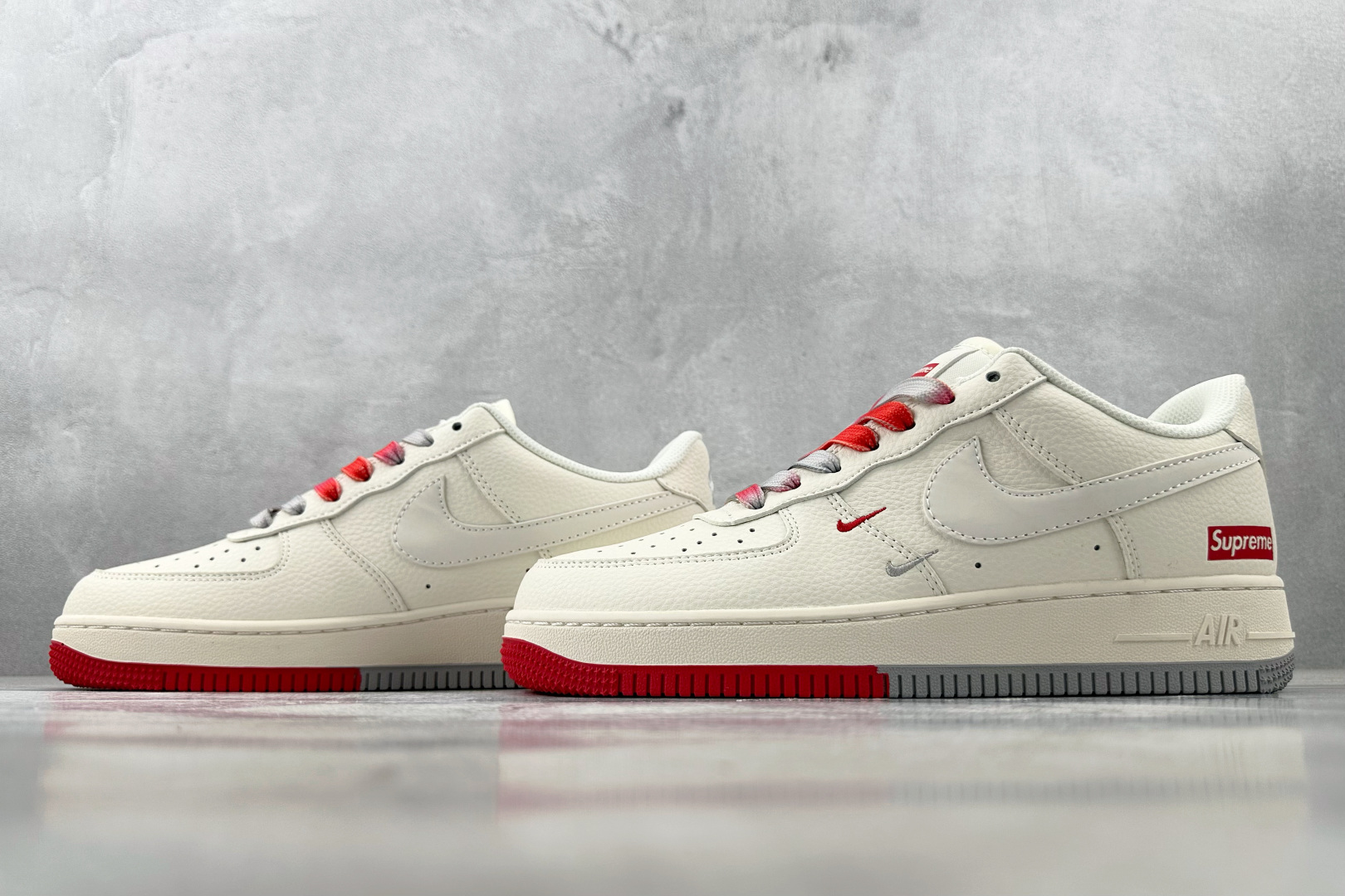 Nike Air Force 1'07 Supreme 联名 米白红 XX3168-157